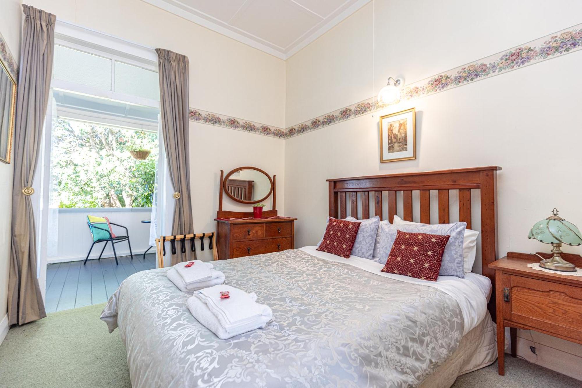 Braemar House B&B And Yha Hostel Whanganui Ngoại thất bức ảnh